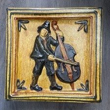 Alte Relief Ofenkachel für